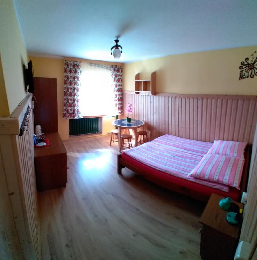 Goscinne U Danuty Проживання в сім'ї